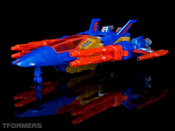 TFormers Titans Return Gallery   Siege On Cybertron Metalhawk 64 (64 of 91)